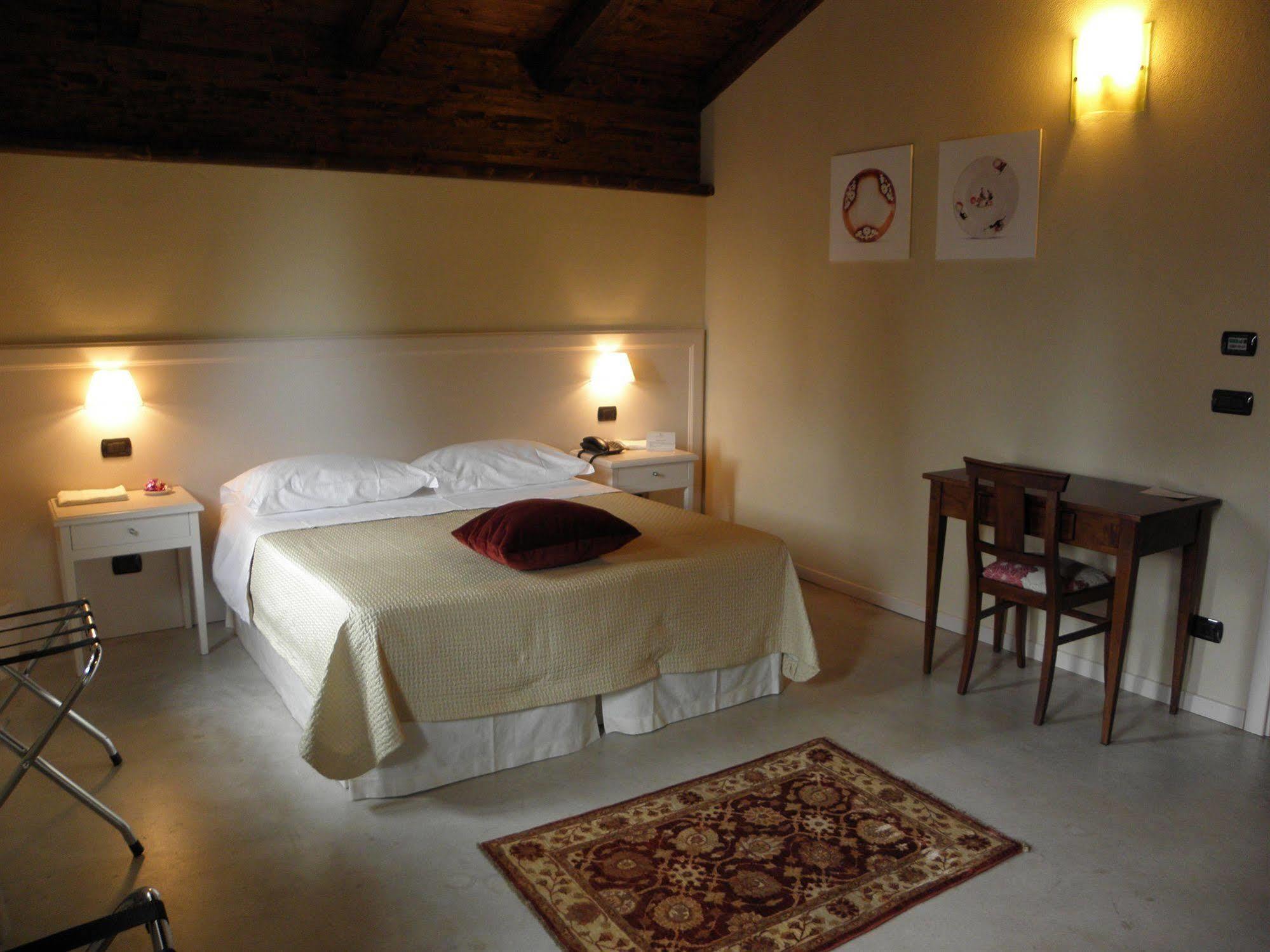Albergo Della Ceramica Villanova Mondovi Exterior photo